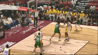 开云体育官方网-三分15中0！布朗尼再遭狂嘲：要是小崔有他的时间？