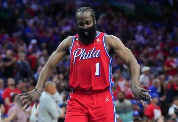 开云体育官方网-尔虞我诈！哈登怒喷骗子背后：巨星老化韦德曾遭殃